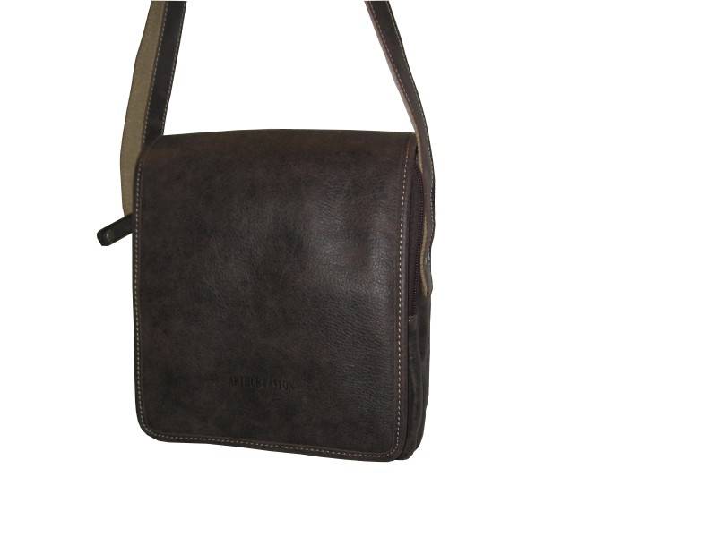Sac rabat bandoulière  Ligne Destroy de Arthur Aston. réf 6205